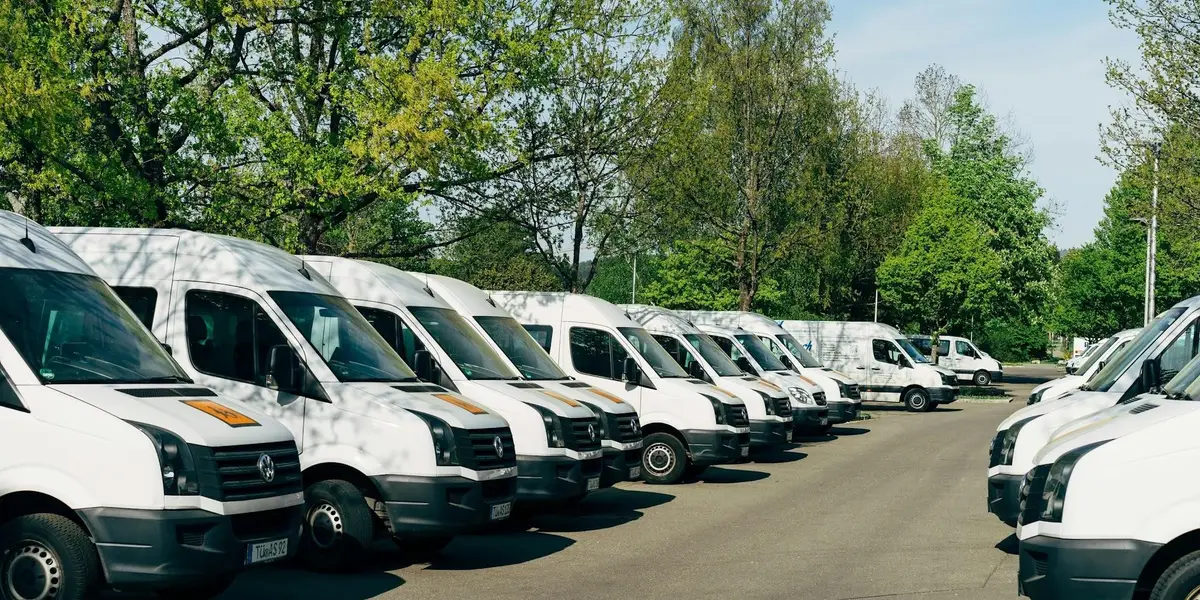 How Small Businesses Can Manage Fleet Costs More Effectively