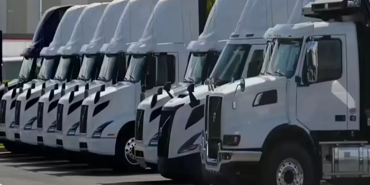 How to Source Heavy-Duty Work Trucks for Your Growing Commercial Fleet