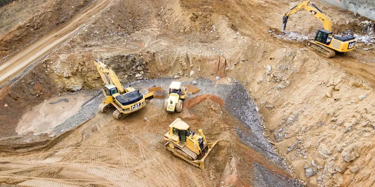 Maximizing Project Efficiency with Excavator Rental Solutions